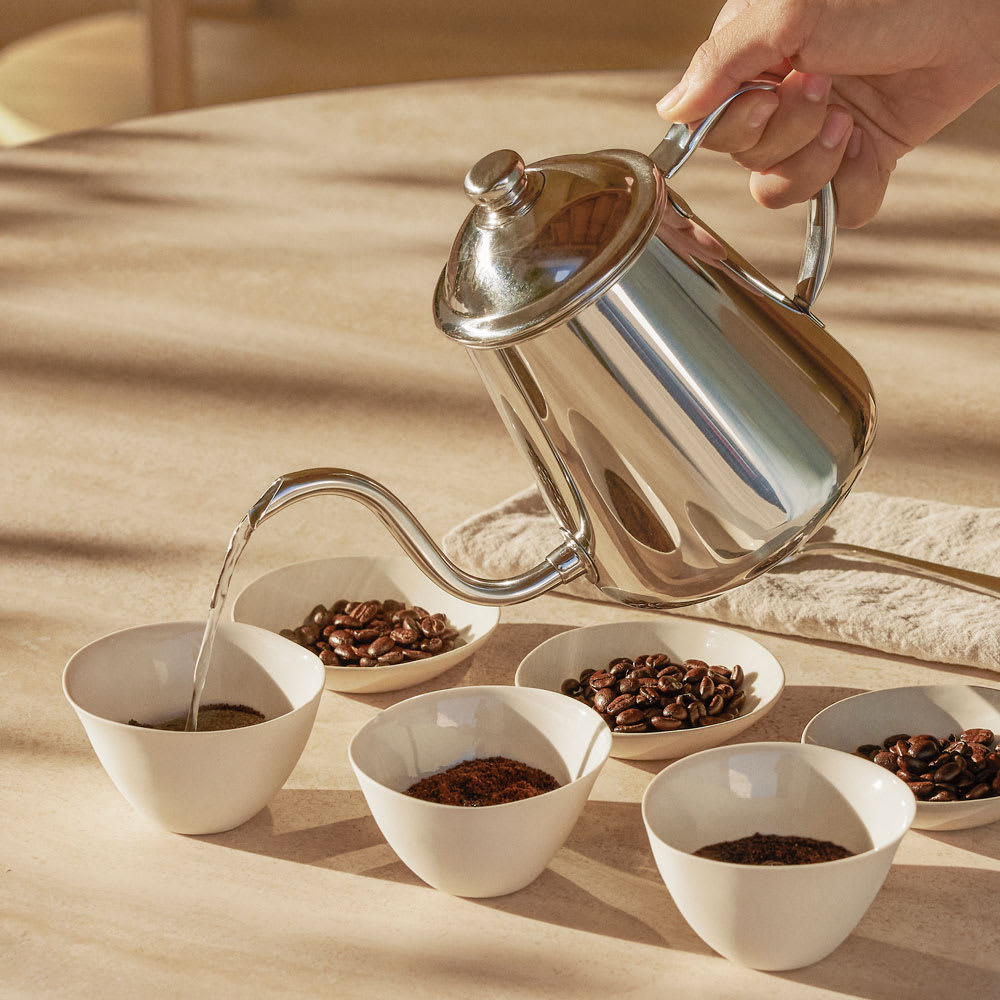Takahiro Pour Over Kettle | Blue Bottle Coffee Takahiro Pour Over Kettle | Blue Bottle Coffee